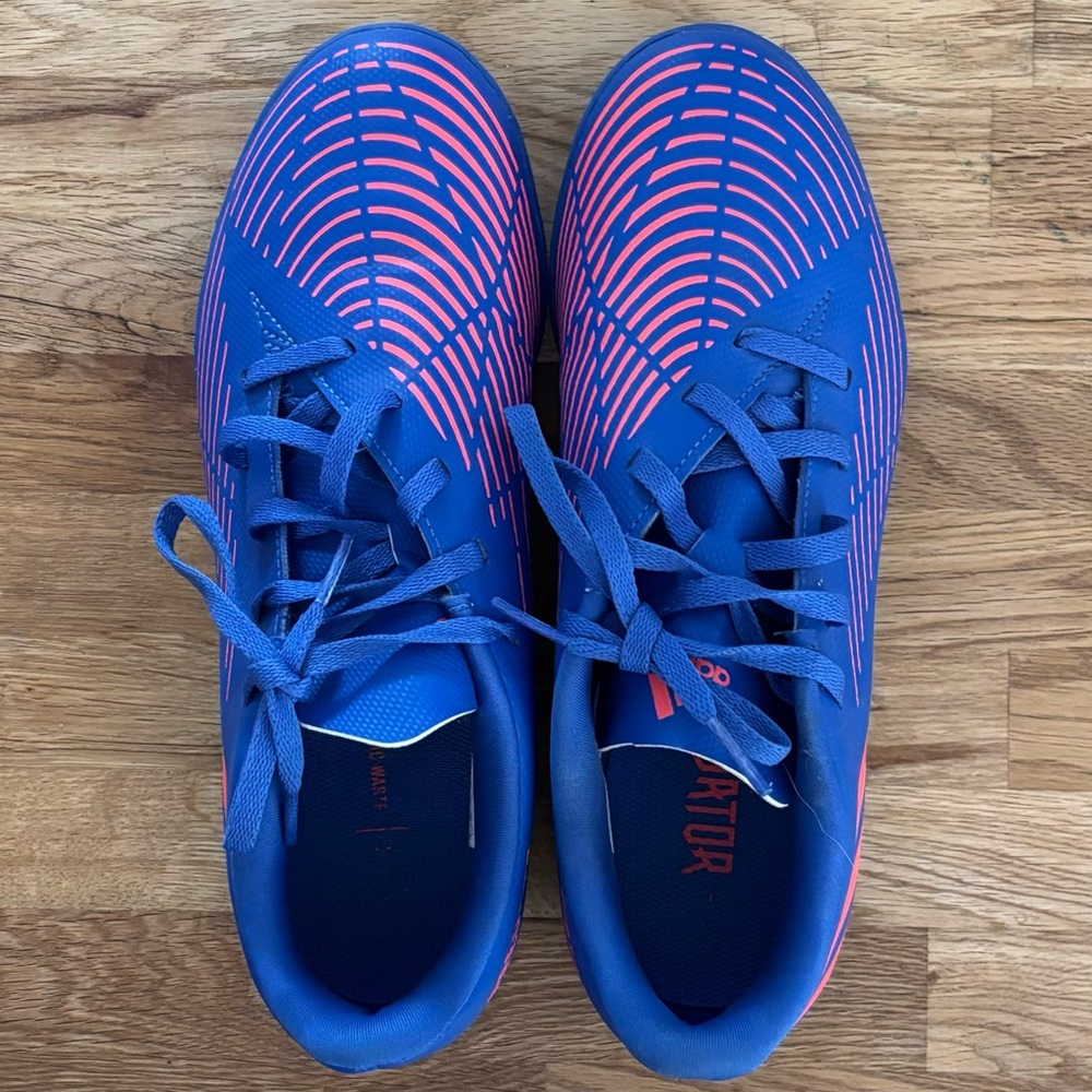 Adidas Predator cleats, Blue and Orange made for turf size US 6